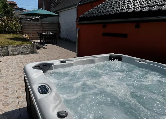 Gite Rubis - Jacuzzi - Pairi Daiza - 6 Pers