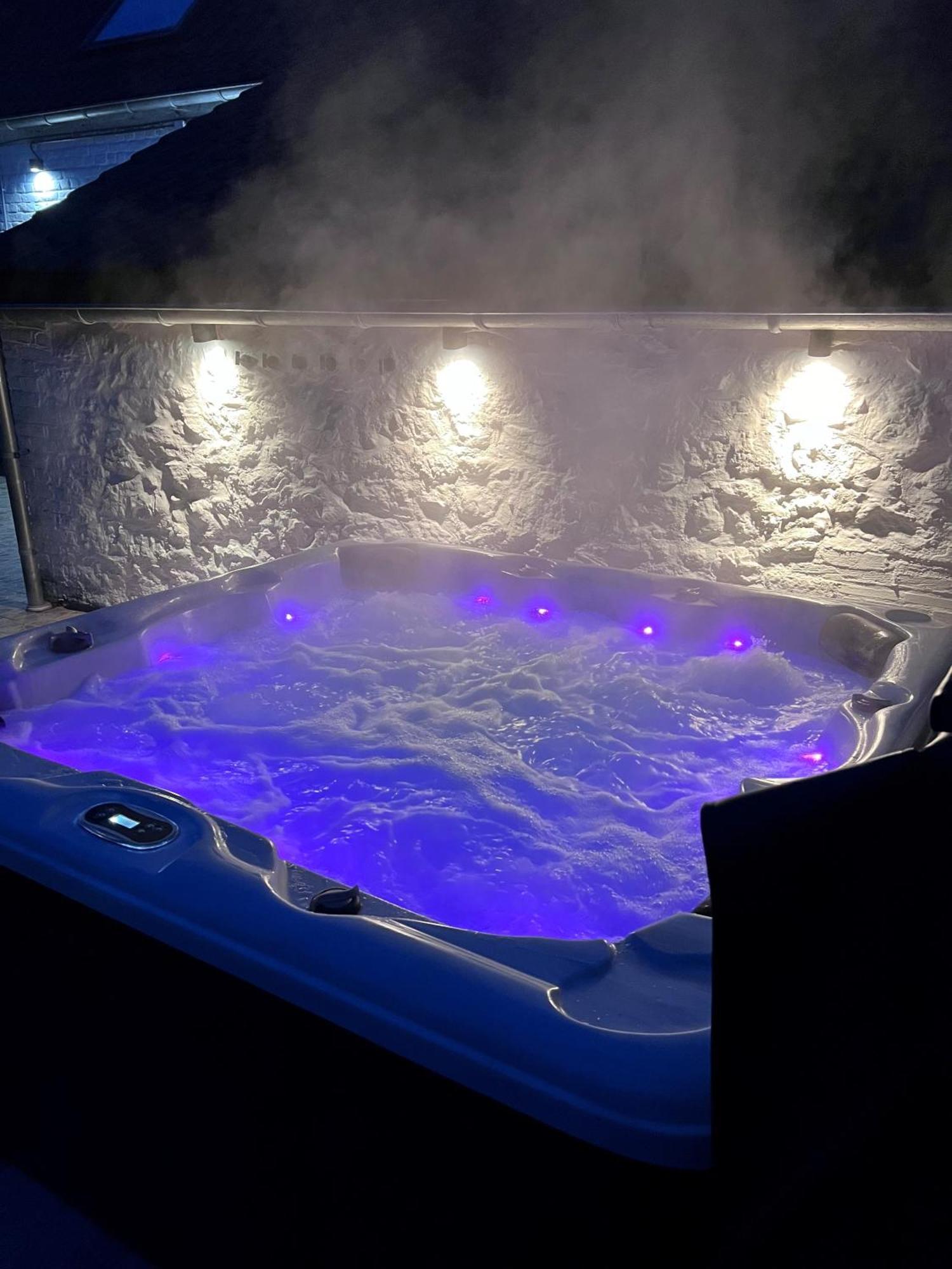 Hébergement de vacances Rubis - Jacuzzi - Pairi Daiza - 6 Pers